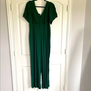 Elegant Green Jumpsuit